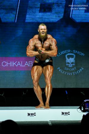 CLASSIC PHYSIQUE +178